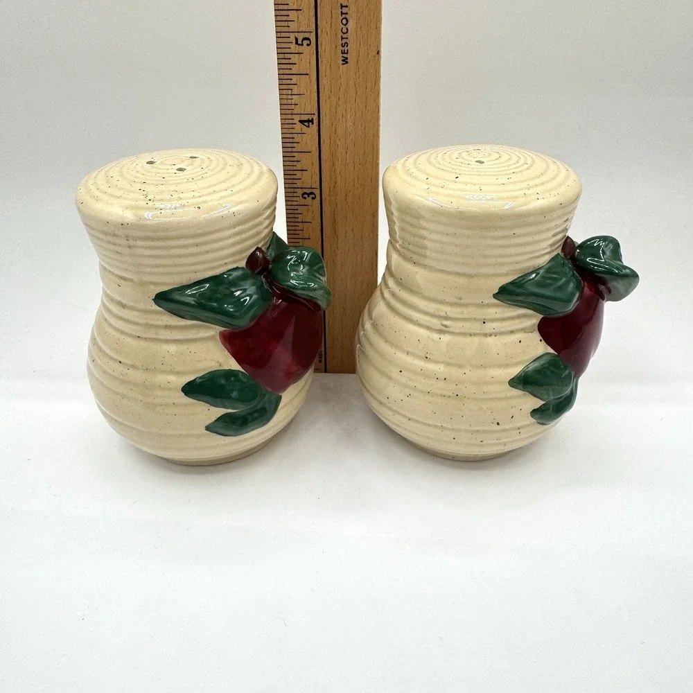 Ceramic Apple Salt & Pepper Shakers Set Country Farmhouse Vintage Pottery